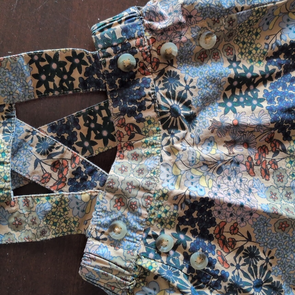 Kate Quinn Floral Patterned Baby Skirt with Suspenders - Picture 2 of 6